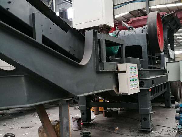 河北哪里租移動破碎機大概多少錢