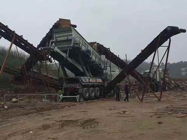 福建小型移動重錘破碎機孫工談