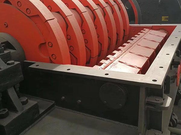 上海德國進口移動破碎機進口