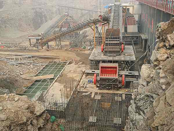 河北石塊重錘破碎機圖片