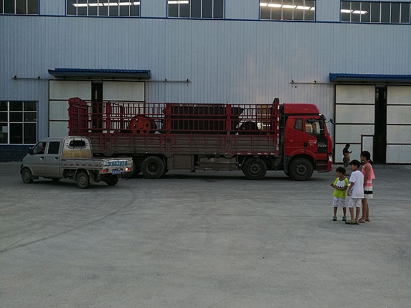 廣西小型輪胎式重錘破碎機排名