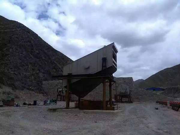 青海哪里租移動破碎機(jī)多少噸