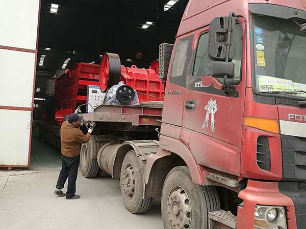 湖北小型移動移動破碎機售價