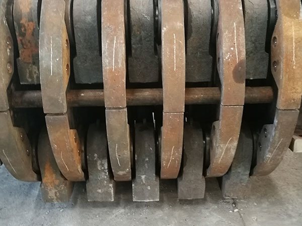 湖北生產重錘破碎機和鄂式破碎機價格