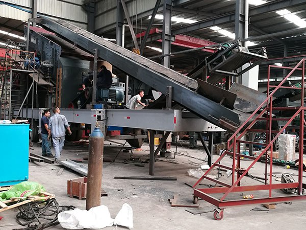 福建半移動破碎機的優點