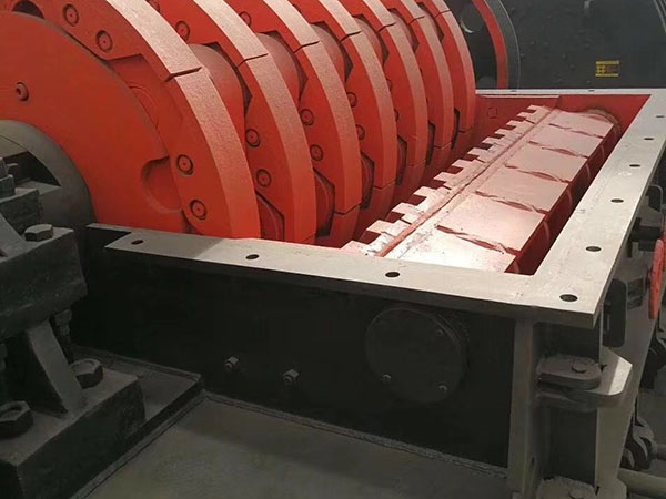 重慶帶回料的重錘破碎機孫工談