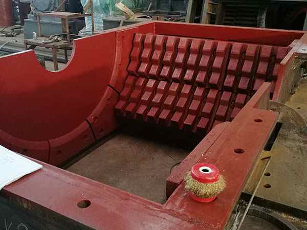 國內比較好移動式破碎機的分類