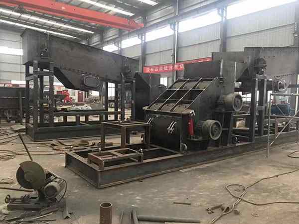 提供移動式破碎機(jī)型號