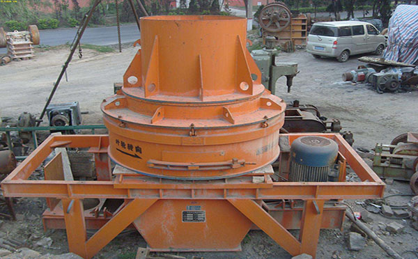 石灰?guī)r沖擊式破碎機(jī) 石灰?guī)r沖擊式破碎機(jī)